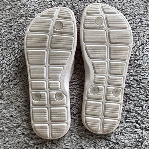 Nike Shoes - Nike - pink & white solarsoft flip flops! Nike Shoes - Nike - pink & white solarsoft flip flops!